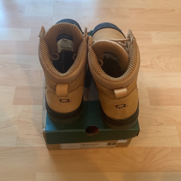 Dakota Work Boots - Picture 2 of 6